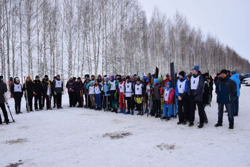 В Нурлате состоялись традиционные лыжные гонки в память ветерана спорта