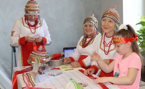 Нурлатцы в Казани представили красоту и колорит культурного наследия народов района