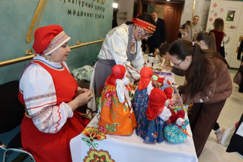Нурлатцы в Казани представили красоту и колорит культурного наследия народов района
