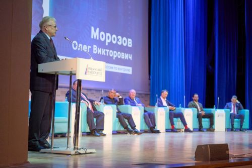 Олег Морозов на молодёжном форуме «Мост Москва – Татарстан» рассказал о пяти факторах успеха