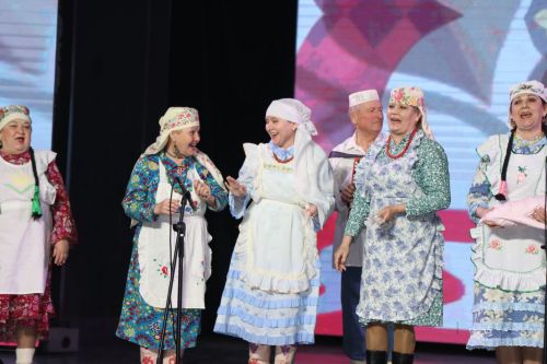 Нурлатцы в Казани представили красоту и колорит культурного наследия народов района