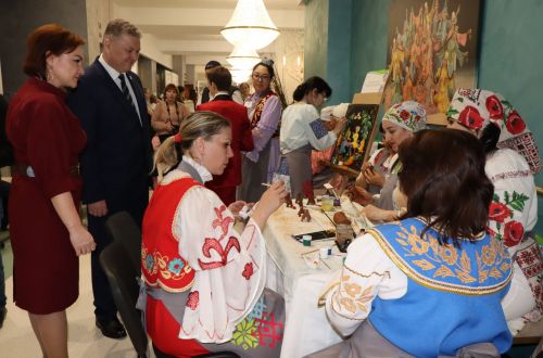 Нурлатцы в Казани представили красоту и колорит культурного наследия народов района