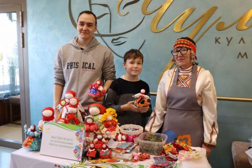 Нурлатцы в Казани представили красоту и колорит культурного наследия народов района