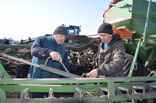 В Нурлатском районе посевные работы набирают темп