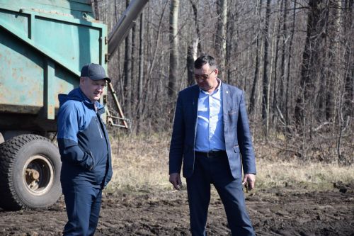 В Нурлатском районе посевные работы набирают темп