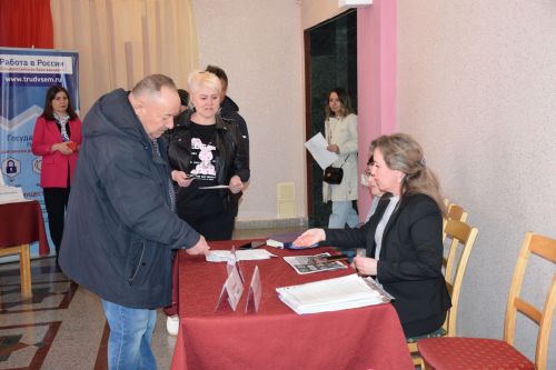 В Нурлате прошла первая Всероссийская ярмарка трудоустройства