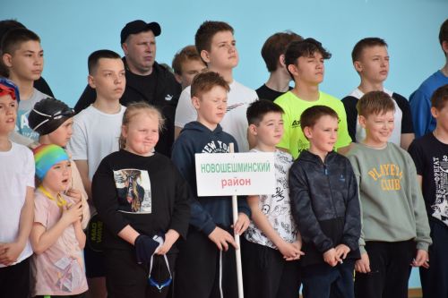 В Нурлате проходят соревнования по плаванию на призы «Татарстан-Новый век»