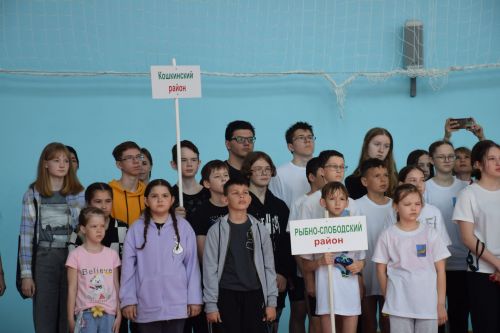 В Нурлате проходят соревнования по плаванию на призы «Татарстан-Новый век»