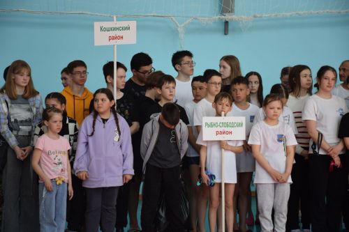 В Нурлате проходят соревнования по плаванию на призы «Татарстан-Новый век»