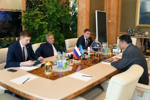 Раис Татарстана встретился с председателем Правительства Республики Саха
