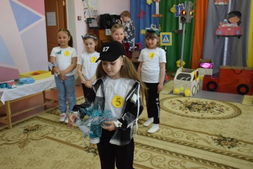 Нурлатские дошкольницы соревновались в конкурсе «Автоледи»