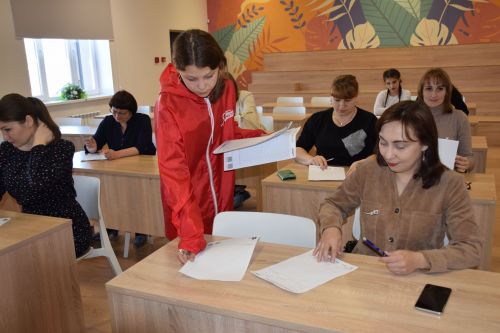 Нурлатцы присоединились к ежегодной просветительской акции «Тотальный диктант»