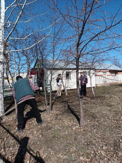 Прихожане мечети микрорайона сахароваров провели субботник
