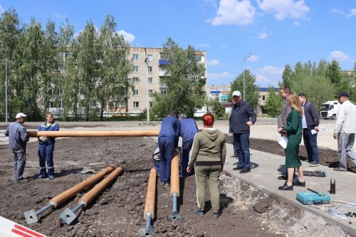 Глава Нурлатского района ознакомился с ходом благоустройства сквера нефтяников «Игелек»