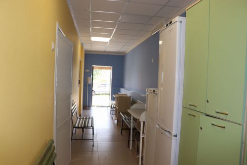 Глава Нурлатского района ознакомился с ходом капремонта врачебной амбулатории в мкр. Сахароваров