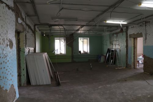 Глава Нурлатского района ознакомился с ходом капремонта врачебной амбулатории в мкр. Сахароваров