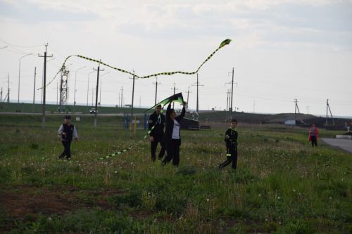 В Нурлате прошел фестиваль воздушных змеев «Небо в красках»