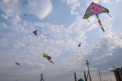 В Нурлате прошел фестиваль воздушных змеев «Небо в красках»