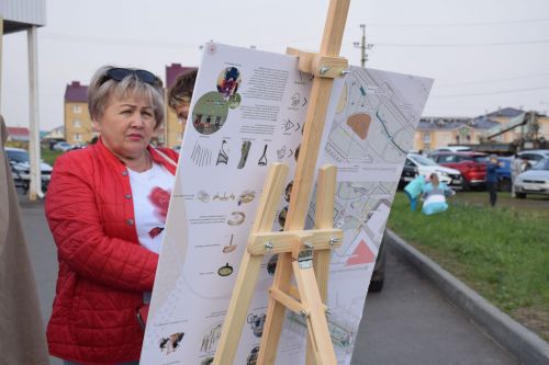 В Нурлате прошел фестиваль воздушных змеев «Небо в красках»