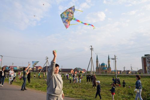 В Нурлате прошел фестиваль воздушных змеев «Небо в красках»