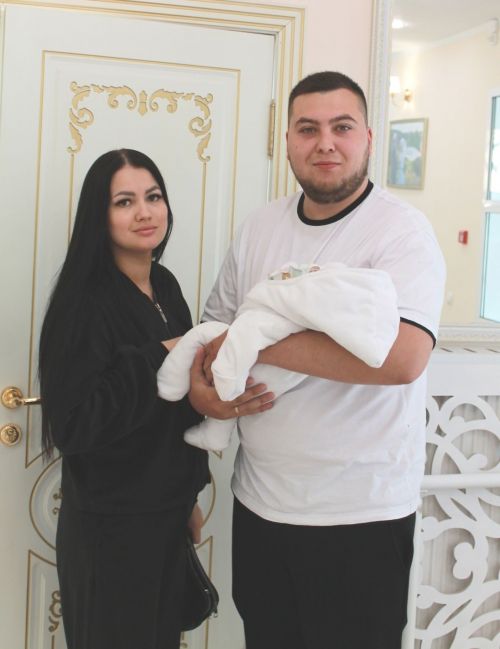 В Нурлате продолжается районная акция «Подарок новорожденному»