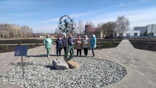 Нурлатцы 60+ отмечают День скандинавской ходьбы