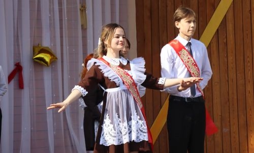 В Нурлате прошел праздник, посвященный празднику Последнего звонка