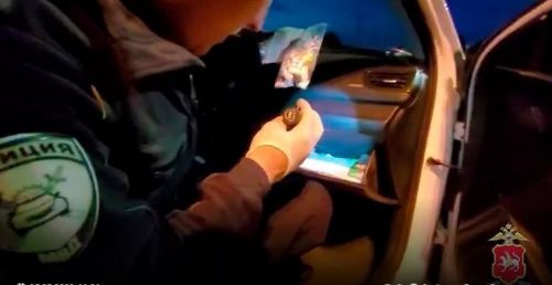 Челнинские автоинспекторы на посту «Тула-1» задержали автомобиль с наркотиками