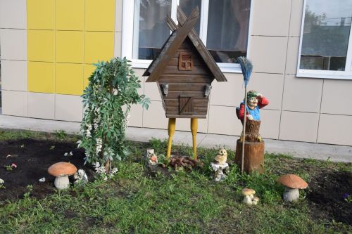 В детском саду «Алсу» города Нурлат заложили Аллею выпускников