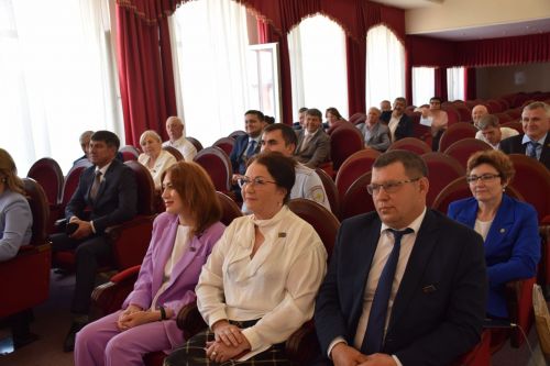 Алмаз Ахметшин досрочно сложил полномочия Главы города Нурлат