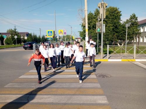 Нурлатских школьников учат правильно переходить дорогу
