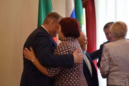 Алмаз Ахметшин досрочно сложил полномочия Главы города Нурлат