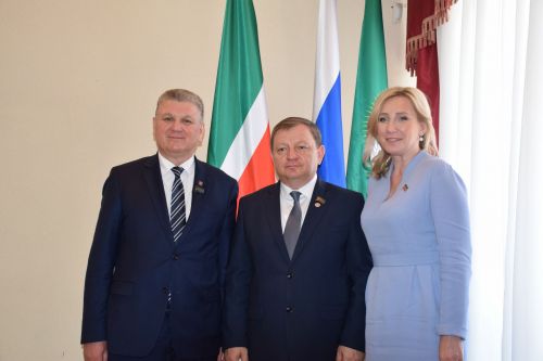 Алмаз Ахметшин досрочно сложил полномочия Главы города Нурлат