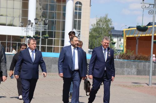 В Нурлатском муниципальном районе избрали нового главу