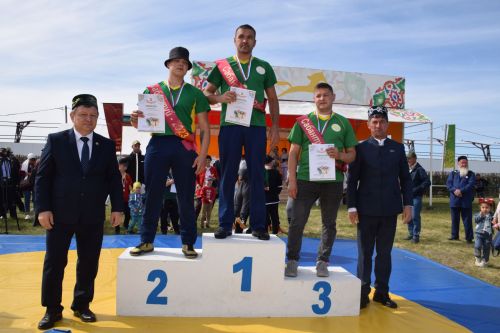 Абсолютным чемпионом Нурлатского Сабантуя стал Марсель Гузаеров