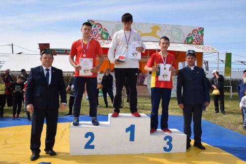 Абсолютным чемпионом Нурлатского Сабантуя стал Марсель Гузаеров