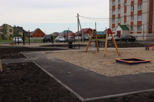 В Нурлате благоустраивают дворы по республиканской программе «Наш двор»