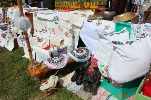 Впервые на нурлатском Сабантуе провели конкурсы «Бабушкин таинственный сундук» и «Голос Сабантуя»
