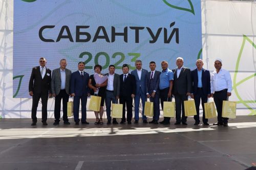 В Нурлате традиционный Сабантуй собрал земляков и гостей