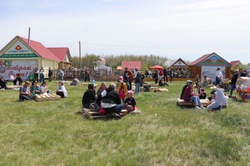 В Нурлате традиционный Сабантуй собрал земляков и гостей