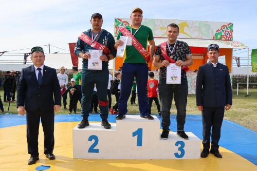 Абсолютным чемпионом Нурлатского Сабантуя стал Марсель Гузаеров