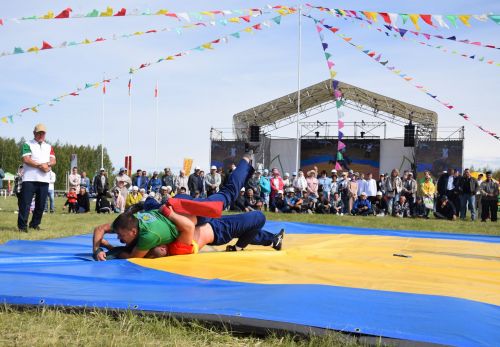 Абсолютным чемпионом Нурлатского Сабантуя стал Марсель Гузаеров