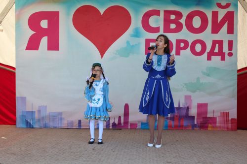 Впервые на нурлатском Сабантуе провели конкурсы «Бабушкин таинственный сундук» и «Голос Сабантуя»