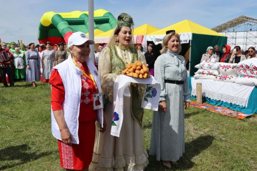 В Нурлате традиционный Сабантуй собрал земляков и гостей