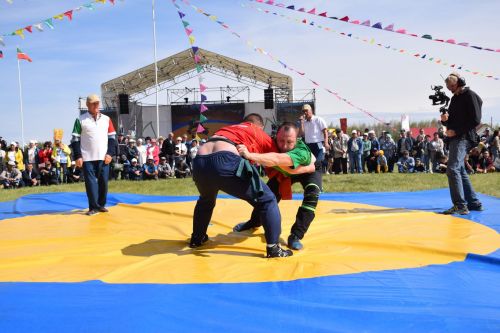 Абсолютным чемпионом Нурлатского Сабантуя стал Марсель Гузаеров
