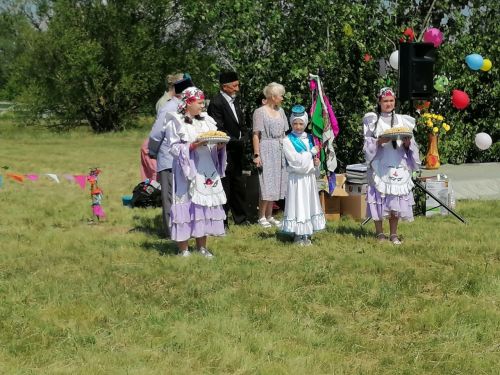 В деревне Светлое Озеро Нурлатского района возобновили традицию проведения Сабантуя