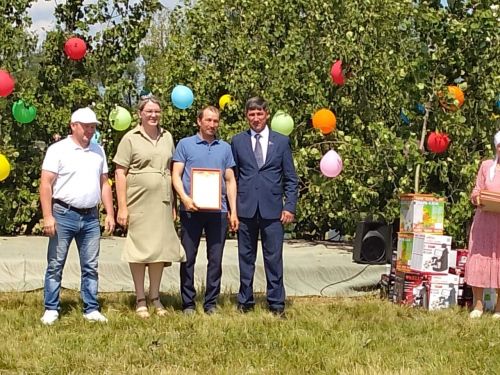 В деревне Светлое Озеро Нурлатского района возобновили традицию проведения Сабантуя
