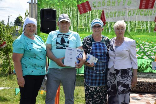 На Сабантуе в деревне Бикулово особое внимание оказали семьям мобилизованных