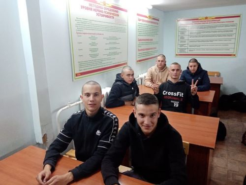 Нурлатцы проводили следующую группу призывников на срочную службу