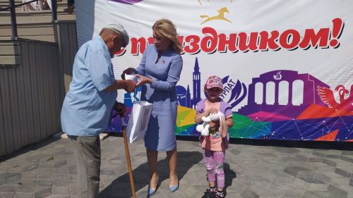В Нурлатском районе стартовала акция «Помоги собраться в школу»